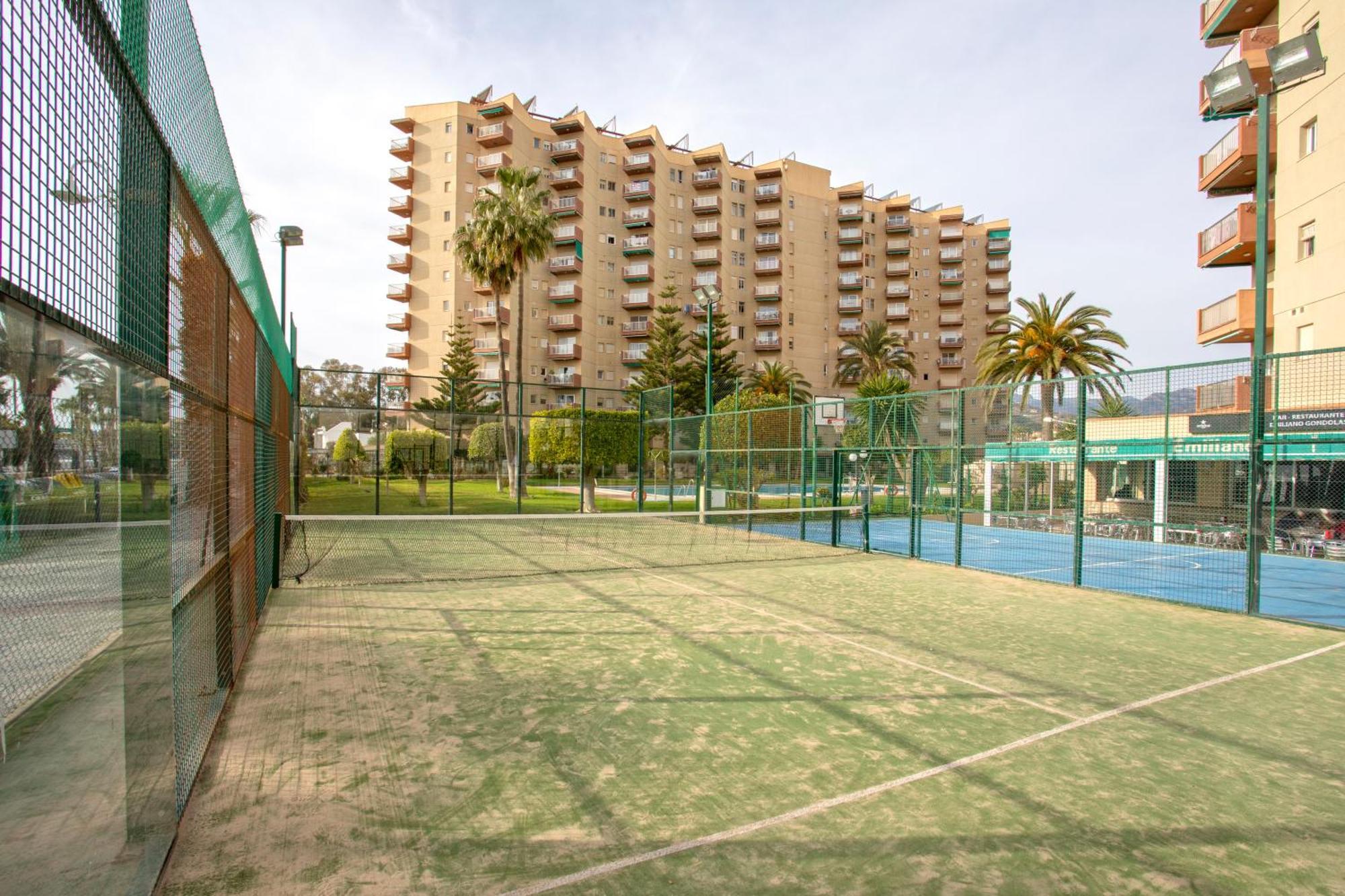 1004 - Beachfront Apartment On El Paseo, 4 Pers - Air Conditionning - Wi-Fi - Smart Tv Almuñécar Kültér fotó