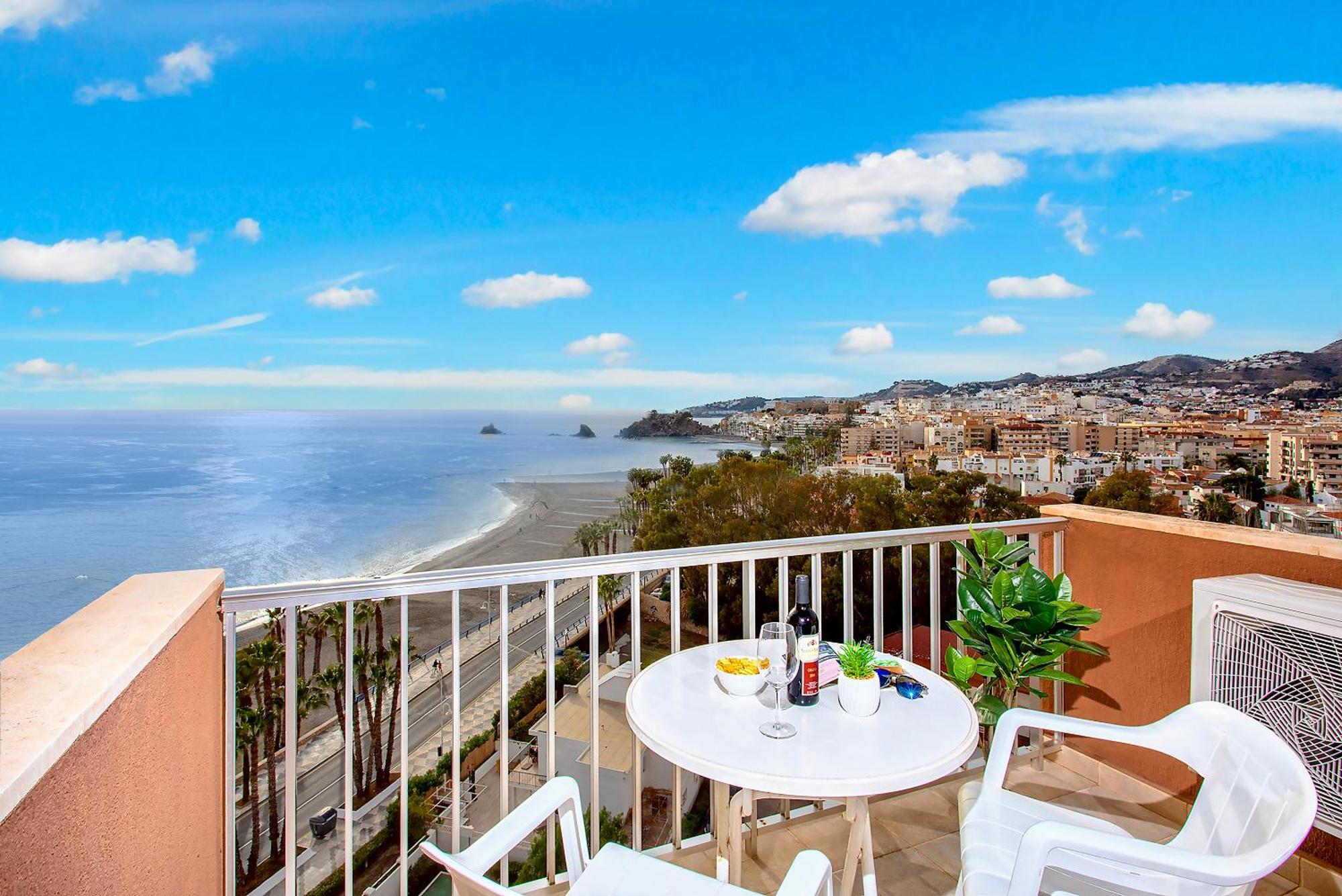 1004 - Beachfront Apartment On El Paseo, 4 Pers - Air Conditionning - Wi-Fi - Smart Tv Almuñécar Kültér fotó